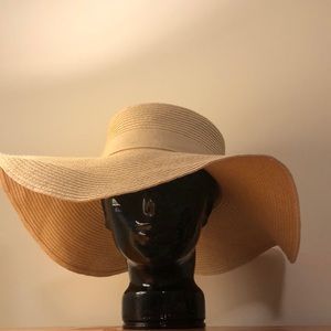 Beautiful Tan Sunhat